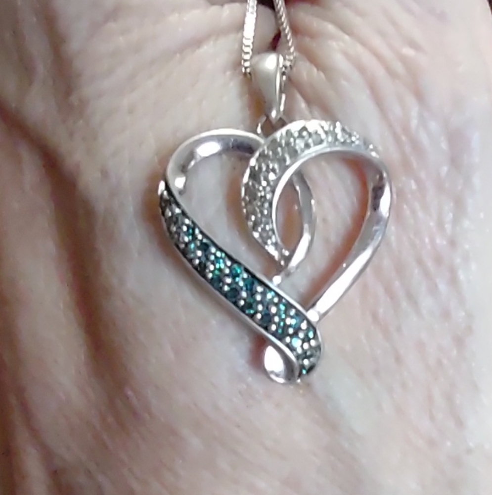 Firm Final price!*Diamond Heart Necklace